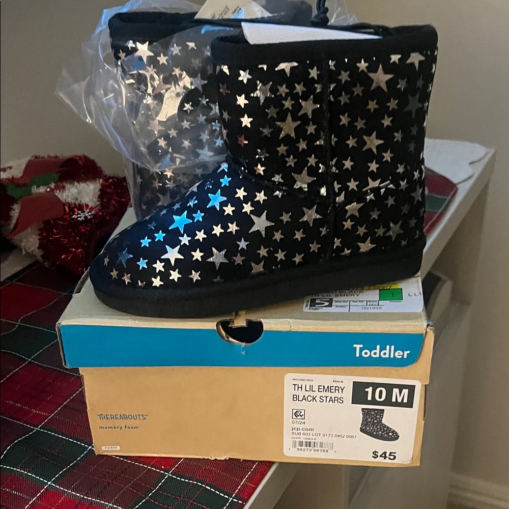 Toddler Black Star Boots by Cat & Jack